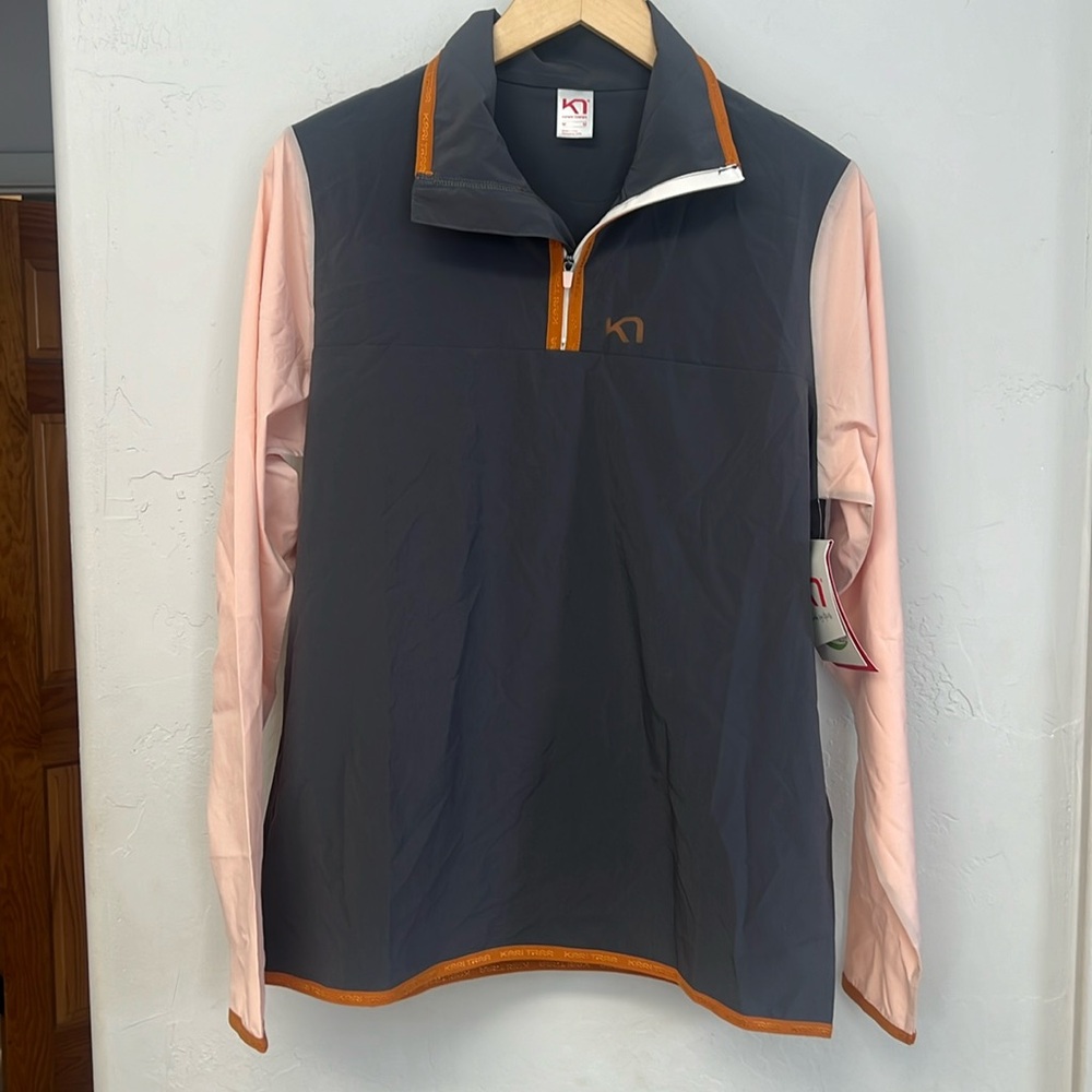 Kari Traa lightweight pullover shirt. Wind shell. Quarter zip size medium.